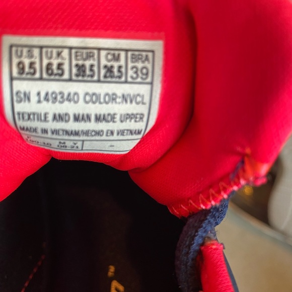 Sketchers Skech-Air with memory-foam size 9.5. - Picture 3 of 5